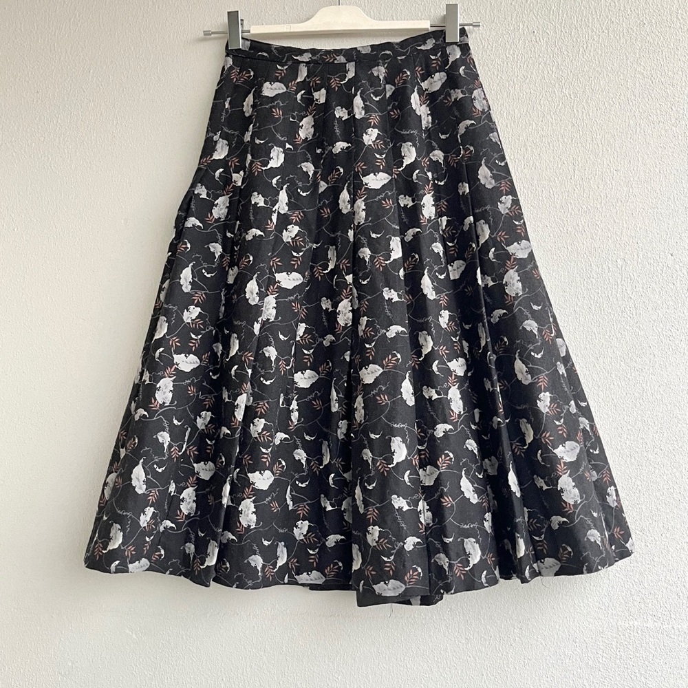 Vintage | Wool A-Line Leaf Print Skirt